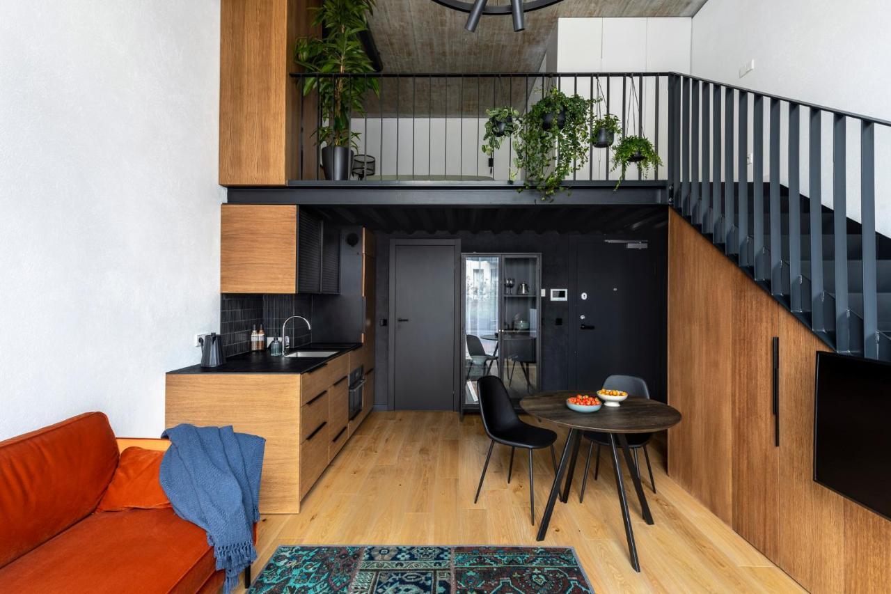 Apartamento Stylish Loft With Terrace Paupys, Old Town Vilna Exterior foto